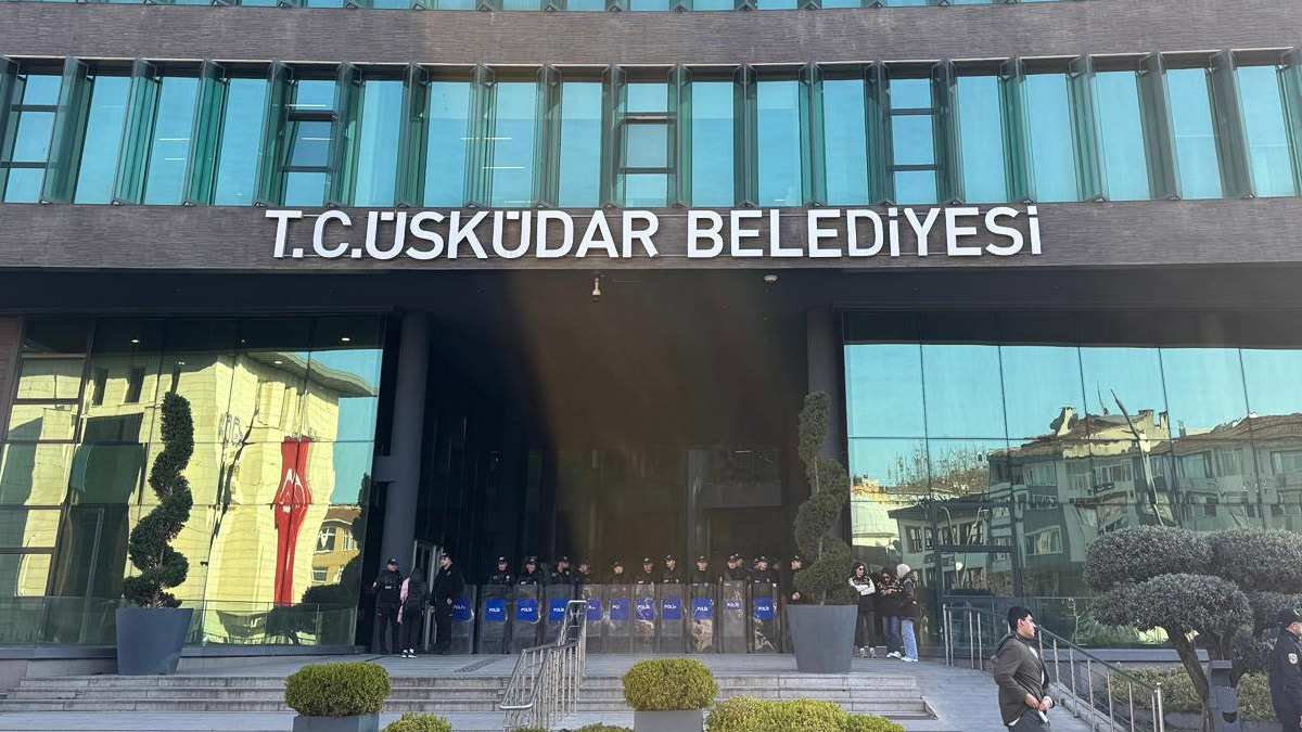 Üsküdar Belediyesi’nde gözaltına alınan 20 şüpheli adliyede