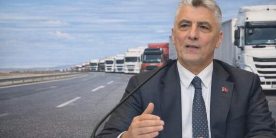 Ticaret Bakanı Bolat açıkladı: Türk tır şoförlerine transit vize müjdesi