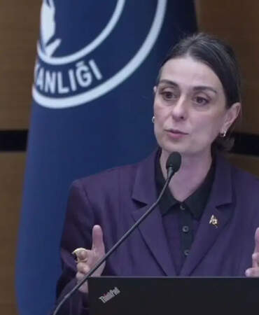 Sinem Dedetaş’tan tutuklamalar sonrası açıklama: Çalışma arkadaşlarımızın sonuna kadar arkasındayız