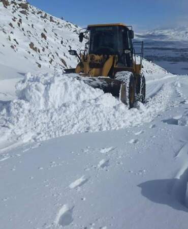 147 yol kapalı ulaşıma kapandı