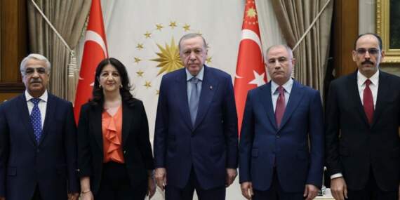 Pervin Buldan Erdoğan’la yaptıkları görüşmeleri anlattı: ‘CHP üzerindeki baskı kalkmalı’ diyoruz cevap vermiyor