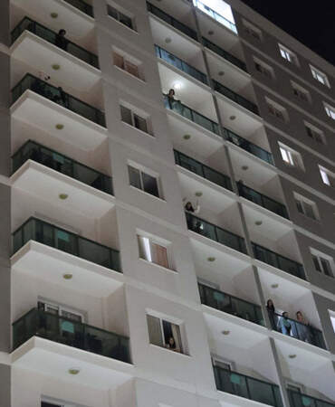 İzmir’de öğrenci yurdunda panik! Akşam yemeğinden sonra hastanelik oldular