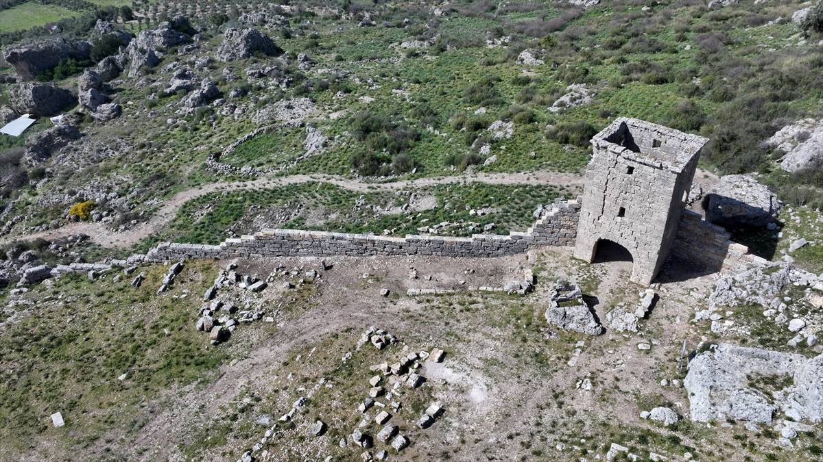 ‘Medeniyetlerin eşiği’ olarak biliniyor: Büyük İskender’e geçit vermeyen Sillyon yeniden ayağa kaldırıldı