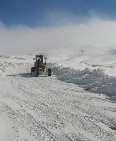 Doğuda 317 yol ulaşıma kapandı