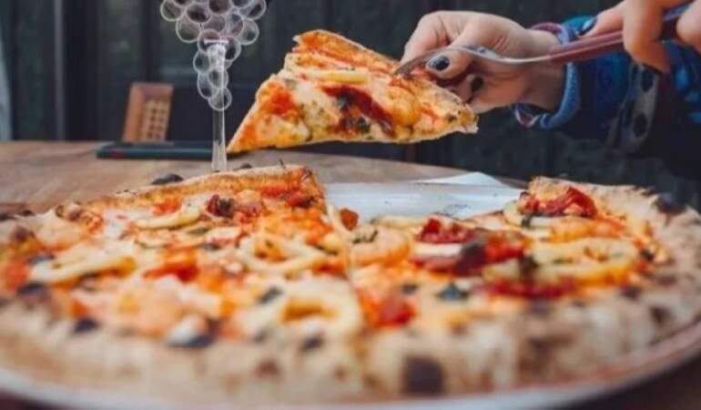 2,9 milyon borç sonunu getirdi: 50 yıllık pizza devi faaliyetlerini durdurdu