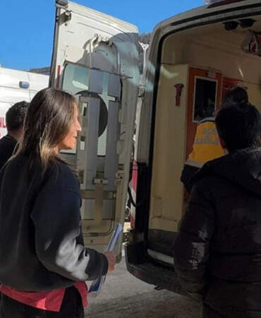 Lisede akran şiddeti! 17 yaşındaki öğrenci yaşıtını bıçakladı