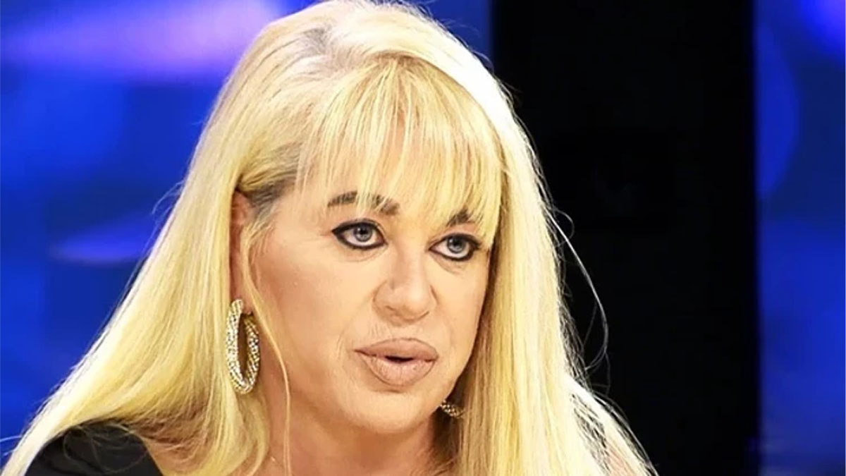 Zerrin Özer’den kötü haber: “Beyincik damarlarım tıkalı, tek başıma yürüyemiyorum”