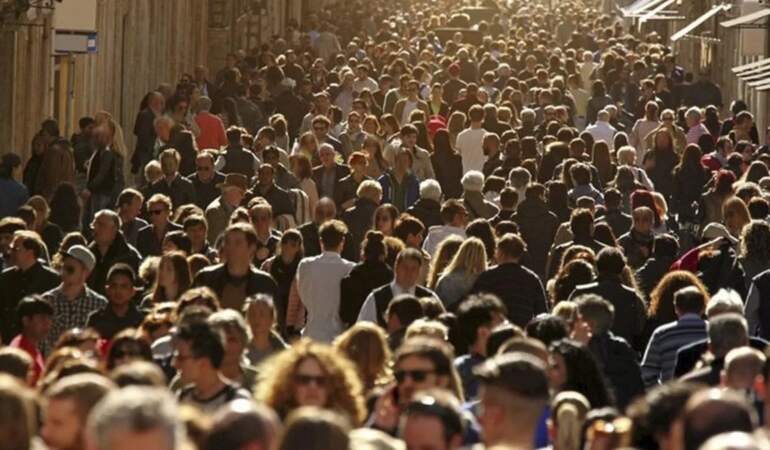 İstanbul’un ekonomi karnesi: İş bulma umudu zayıfladı, harcamalar azaldı