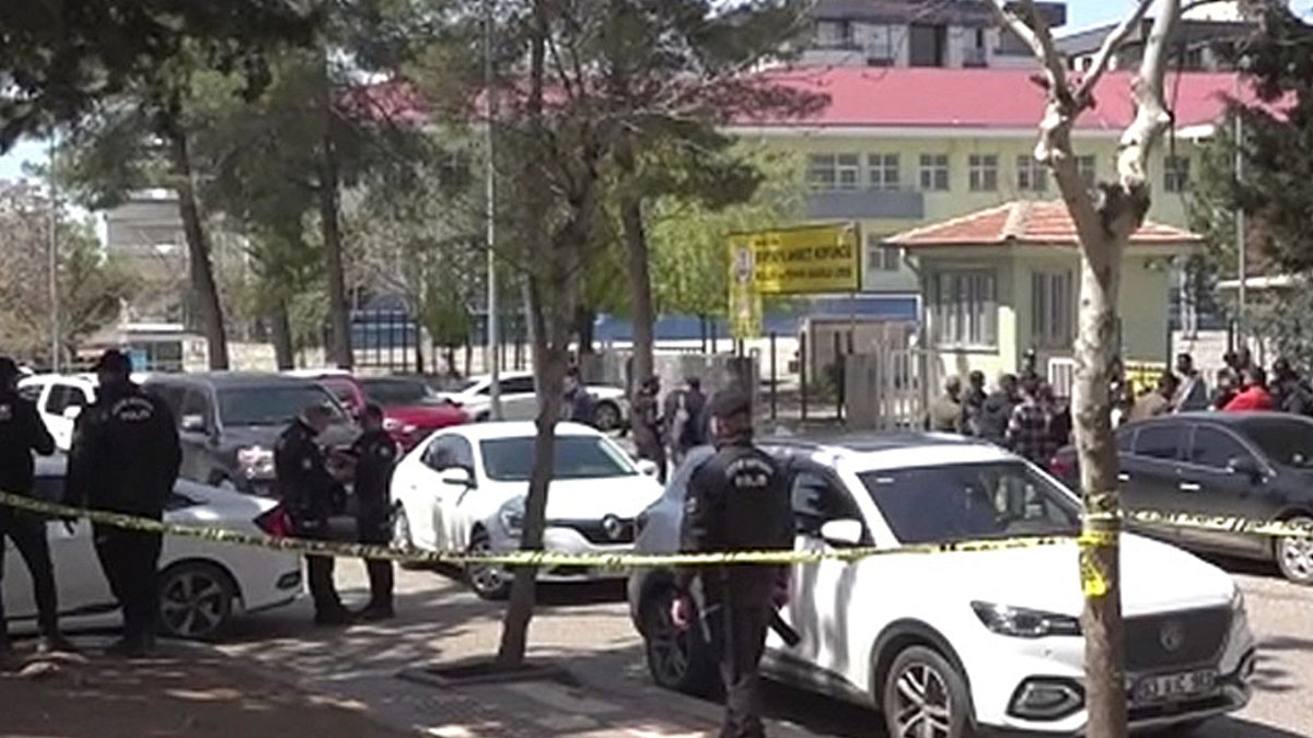 Şanlıurfa’da okula silahlı saldırıda 4 kritik isim görevden uzaklaştırıldı