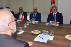 Davutoğlu’ndan İran girişimi