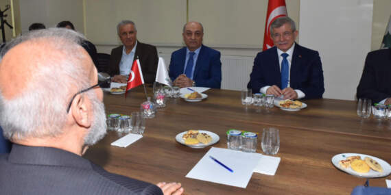 Davutoğlu’ndan İran girişimi