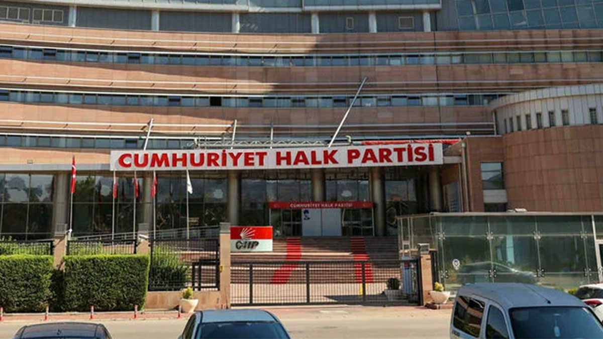 CHP MYK toplantısı Özel başkanlığında yapıldı