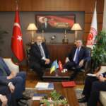 Fuat Oktay, Kırım Tatar Milli Meclisi Başkanı Ve Ukrayna Büyükelçisini ağırladı