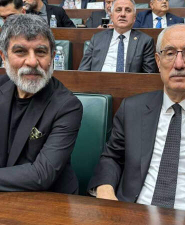 Yeraltı’nın oyuncusu Sefa Zengin AK Parti Grup Toplantısı’na katıldı