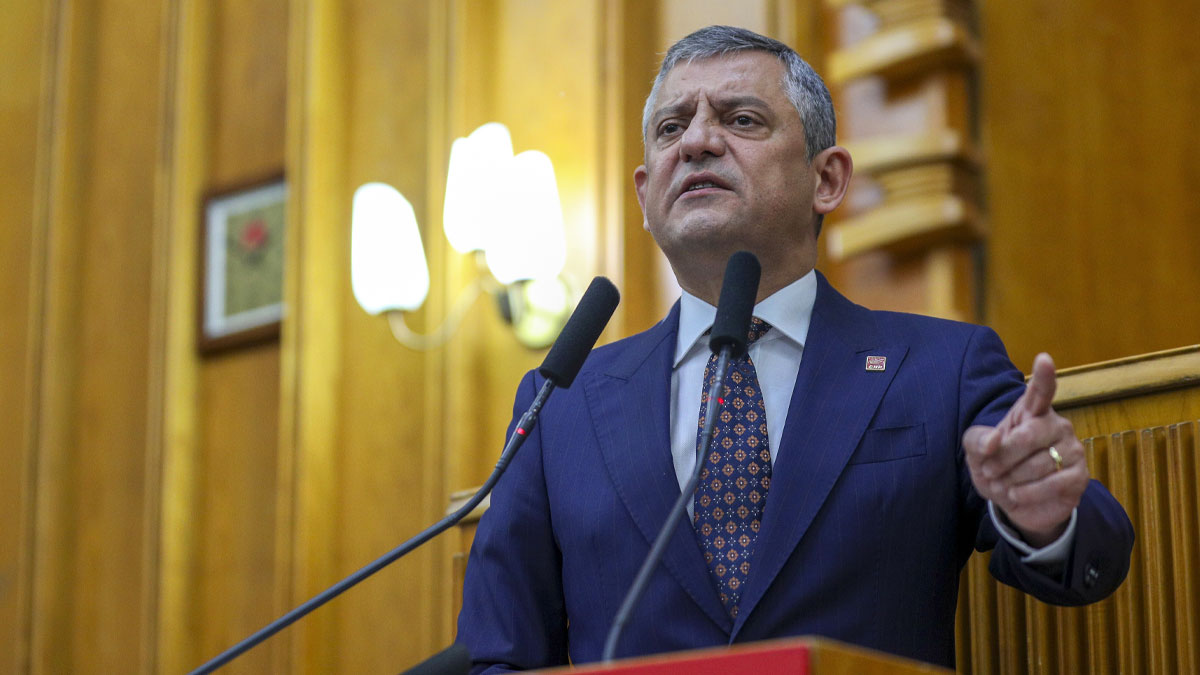 Özgür Özel’den okullara ’65 bin güvenlik görevlisi’ çağrısı: Şiddet artık münferit olaylarla açıklanamaz