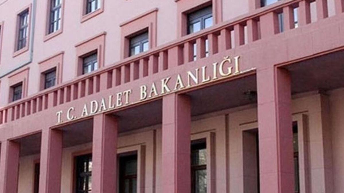 Adalet Bakanlığı’ndan silahlı saldırıya ilişkin açıklama: Dijital paylaşımlara ‘sanal devriye’ takibi