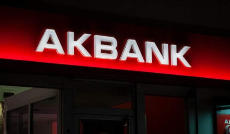 Akbank çöktü mü 16 Nisan 2026, Akbank Mobil sistemsel arıza düzeldi mi??