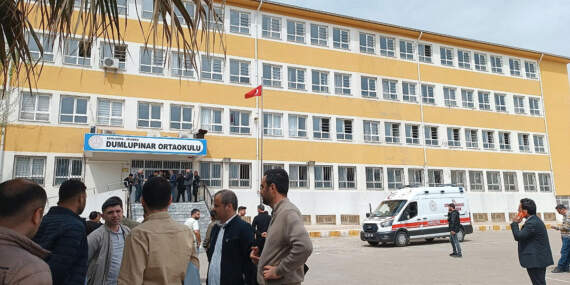Şanlıurfa’da öğretmene bıçaklı saldırı girişimi