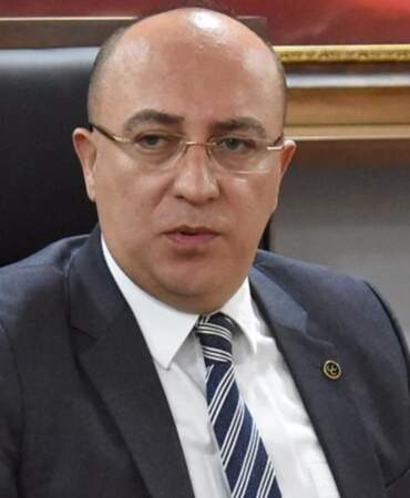 İki il daha feshedildi, İzzet Ulvi Yönter hesabını kapattı