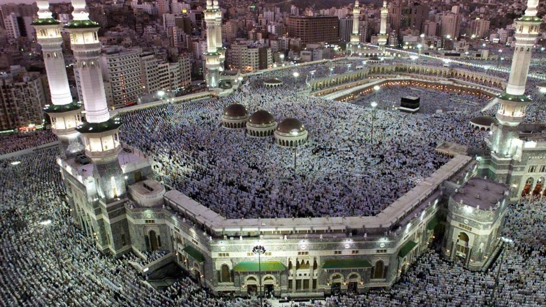 İlk hac kafilesi yarın yola çıkacak