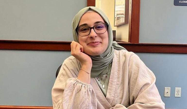 ABD’de ICE polisinin gözaltına aldığı Rümeysa Öztürk, doktorasını tamamlayıp Türkiye’ye döndü