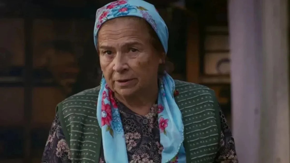 Oyuncu Feyha Çelenk hayatını kaybetti