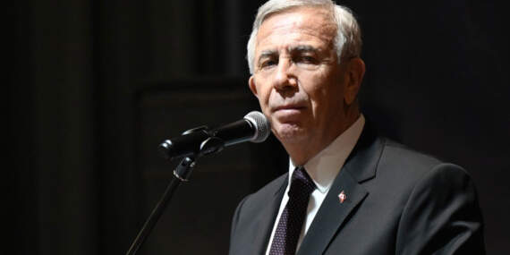 Yavaş’tan CHP’li belediyelere yönelik operasyonlara tepki: Artık seyirci kalamayız