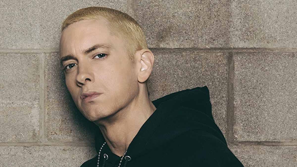 Rap efsanesi Eminem’den müjdeli haber: İkinci kez dede oldu!