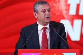 Özgür Özel Türkiye’ye dönüyor: Ataşehir’de miting yapacak