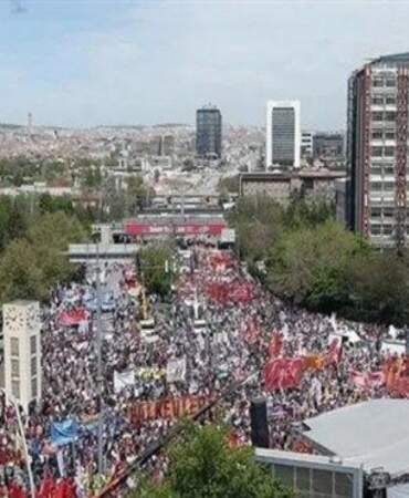 1 Mayıs tatili kaç gün 2026? Öğrencilere 3 günlük tatil müjdesi geldi