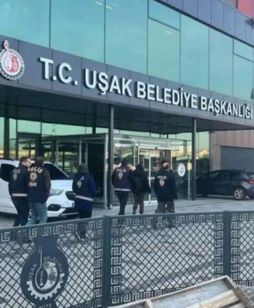 Uşak Belediyesi’ne ikinci dalga operasyon: 25 kişi gözaltında