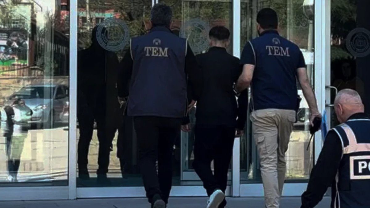 ‘Okulu tarayacağım’ diye mesaj atan öğrenci gözaltında