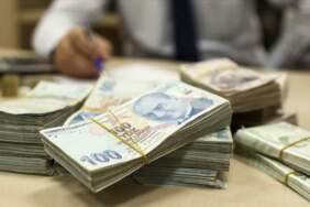 Resmi tatilde para transferi yapacaklar dikkat! 23 Nisan perşembe bankalar çalışıyor mu? PTT açık mı?