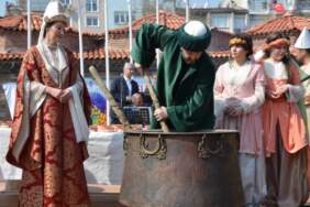 400 yıllık şifa sırrı: Mesir macunu kaç çeşit baharattan oluşur, neye iyi gelir?