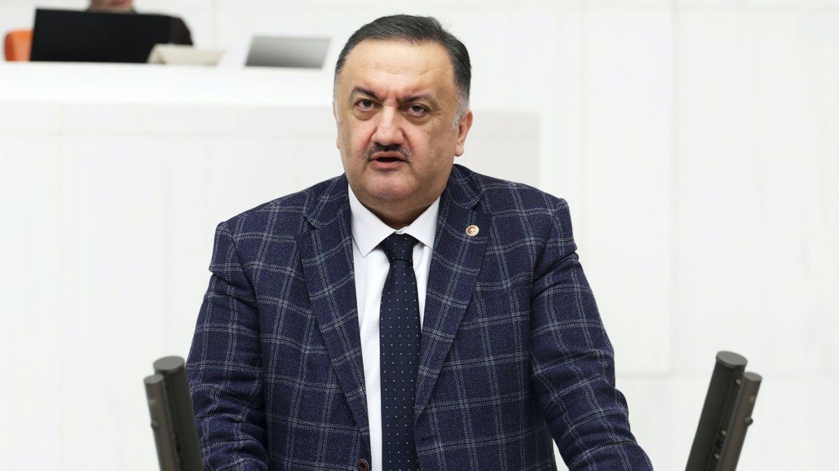 DEVA Partili Karal’dan Okul saldırılarına tepki: Karnını doyurduğumuz gençlerin ruhunu beslemiyoruz