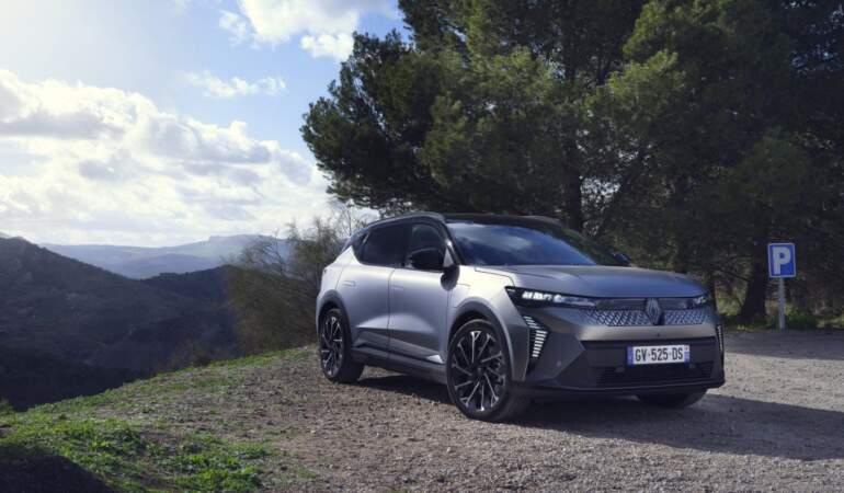 Renault Scenic E-Tech Türkiye’de satışa çıktı