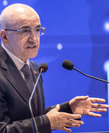 Bakan Şimşek’in “daha da olacaklar” çıkışı heyecan yarattı: Yeni bir EYT düzenlemesi mi geliyor?