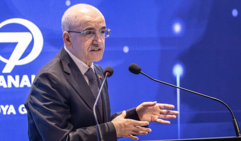 Bakan Şimşek’in “daha da olacaklar” çıkışı heyecan yarattı: Yeni bir EYT düzenlemesi mi geliyor?