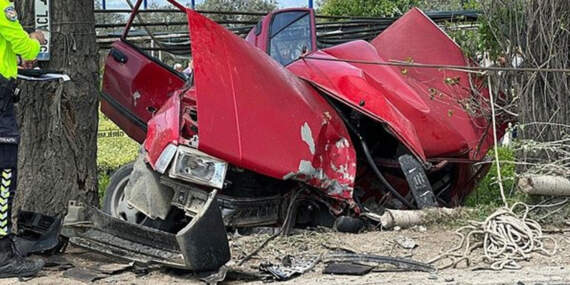 İzmir’de feci kaza: 2 ölü, 2 yaralı