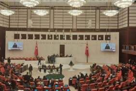 TBMM’de kabul edilerek yasalaştı: Doğum izni 24 haftaya çıkarıldı