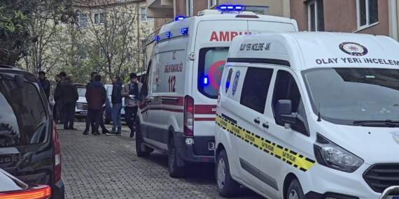 Üsküdar’da aile dehşeti: Annesini ve babasını katledip intihar etti