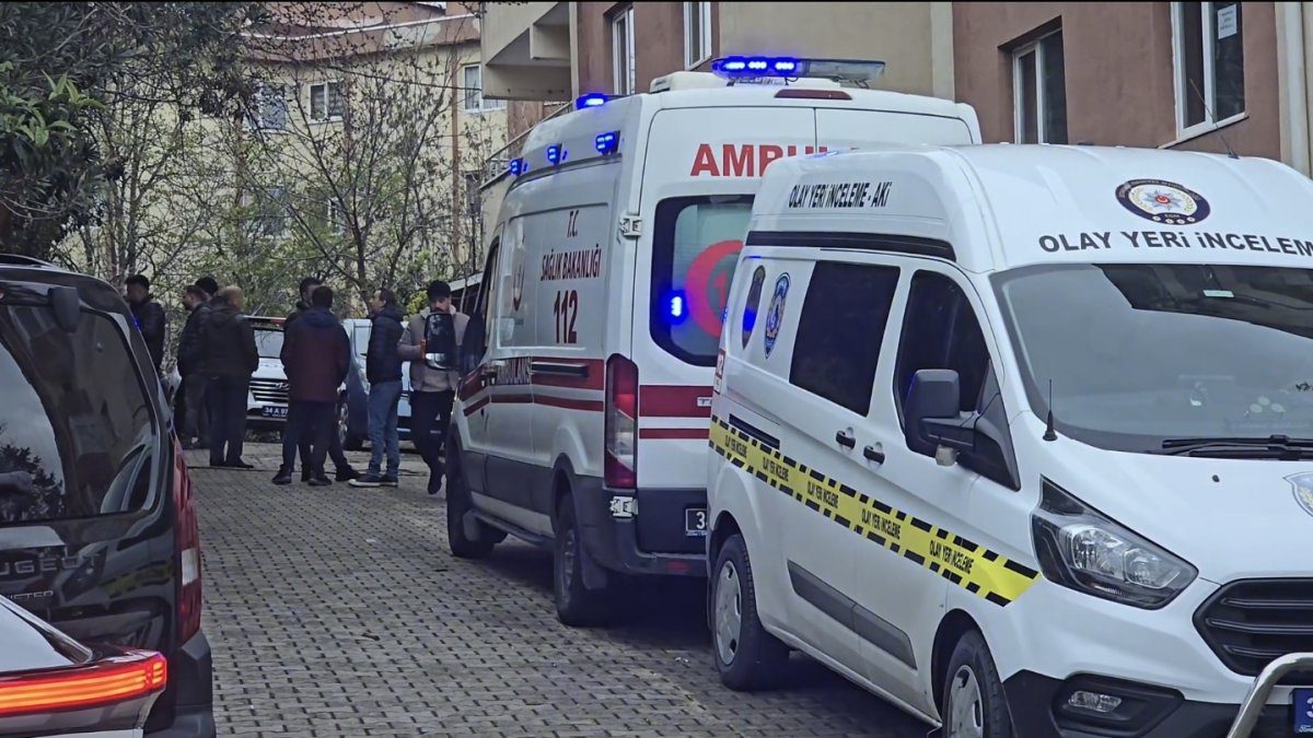 Üsküdar’da aile dehşeti: Annesini ve babasını katledip intihar etti