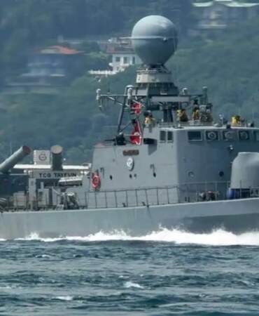 23 Nisan’da savaş gemileri ziyarete açıldı