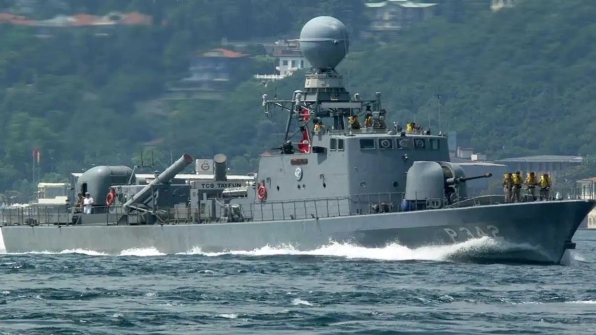 23 Nisan’da savaş gemileri ziyarete açıldı