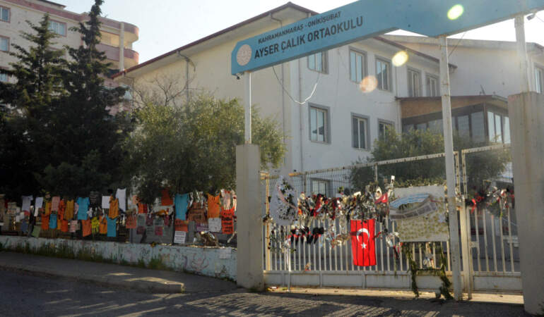 Ayser Çalık Ortaokulu’nda sessiz 23 Nisan
