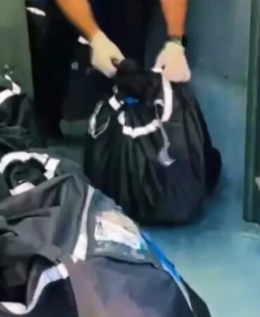 Durdurulan araçtan servet çıktı: 590 milyon TL’lik kaçak altın ve döviz yakalandı