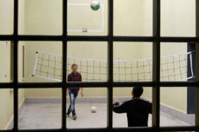 Binlerce çocuk demir parmaklıklar ardında: Son 10 yılda yüzde 120 arttı