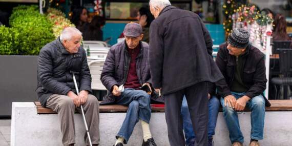 İstanbul’un yaşlıları geçim ve sağlık arasında: 10 yaşlıdan yaklaşık 4’ü geçinemiyor