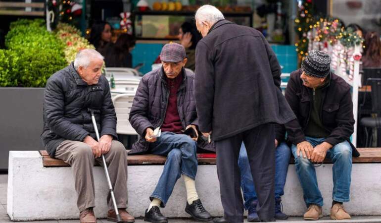 İstanbul’un yaşlıları geçim ve sağlık arasında: 10 yaşlıdan yaklaşık 4’ü geçinemiyor