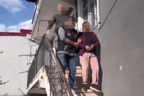 26 yıllık firari yatak odasından çıktı: Gizli bölme yapmış